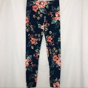 4️⃣ Bundle Girl’s floral leggings